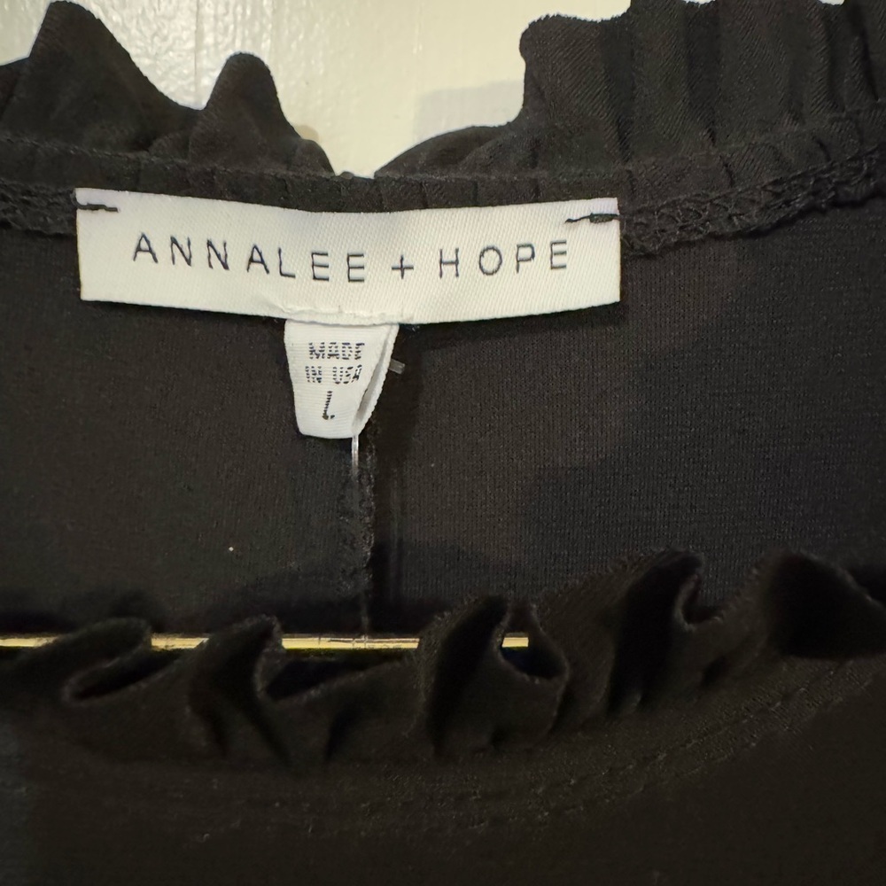 Annalee + Hope Black Ruffle Neck Shift Dress Cap Sleeve Large NWT - Picture 3 of 7